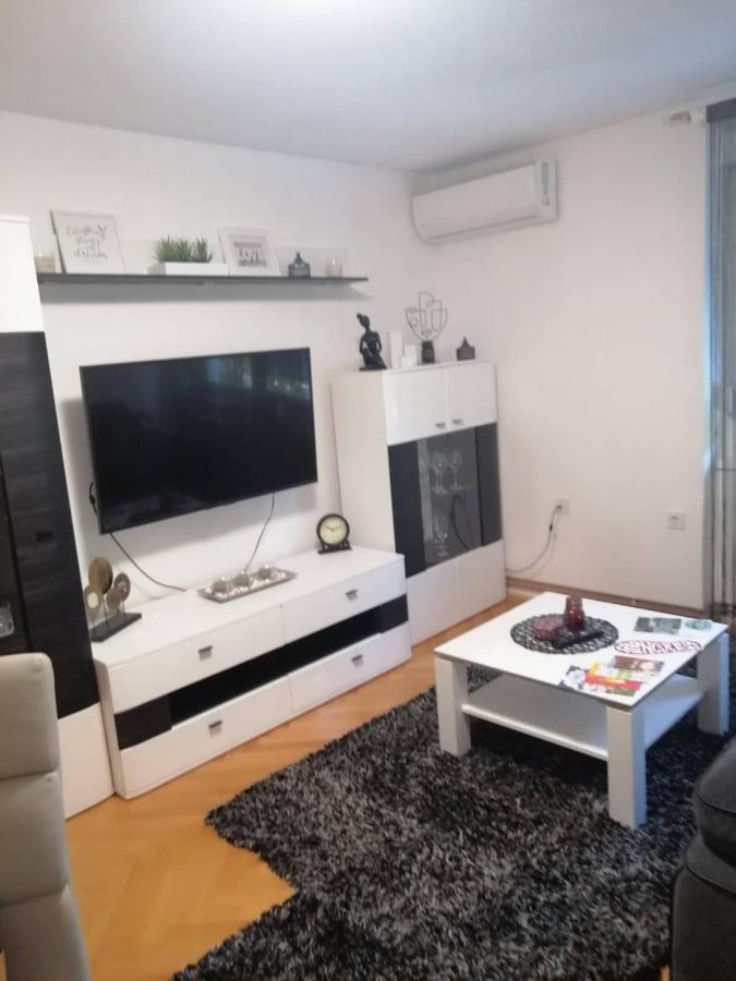Apartman D&D*** Varazdin Exterior photo